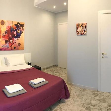 باري Cavour 124 -Guest-Room- المظهر الخارجي الصورة