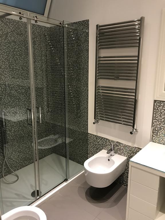 باري Cavour 124 -Guest-Room- المظهر الخارجي الصورة