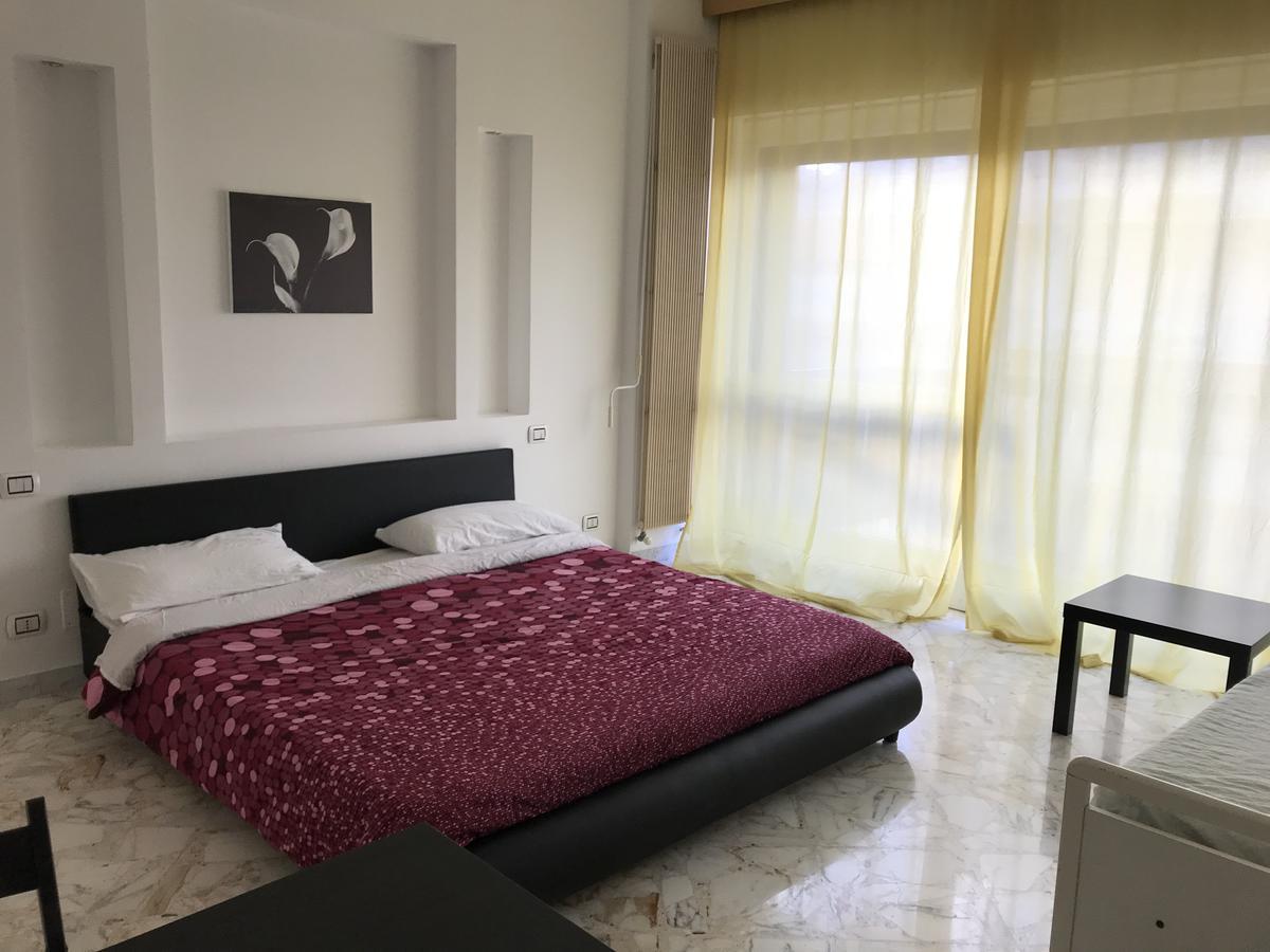باري Cavour 124 -Guest-Room- المظهر الخارجي الصورة