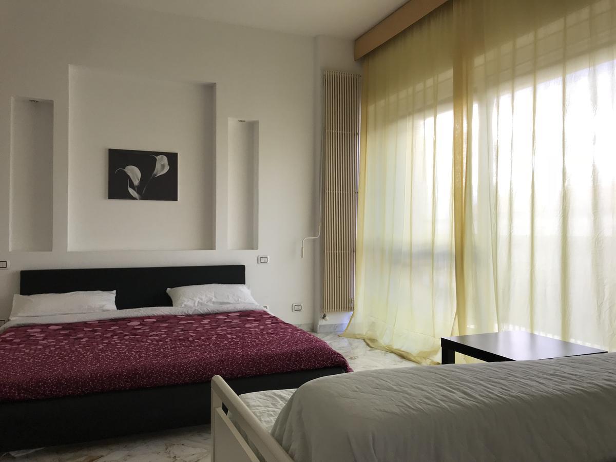 باري Cavour 124 -Guest-Room- المظهر الخارجي الصورة