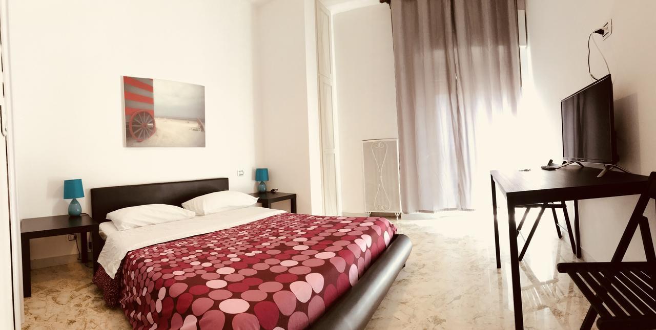 باري Cavour 124 -Guest-Room- المظهر الخارجي الصورة