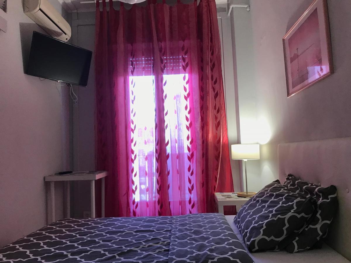 باري Cavour 124 -Guest-Room- المظهر الخارجي الصورة